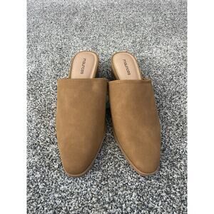 Maurice’s Super Cush Bailey Pointed Toe Slip On Mule Size 7.5 New Brown Tan